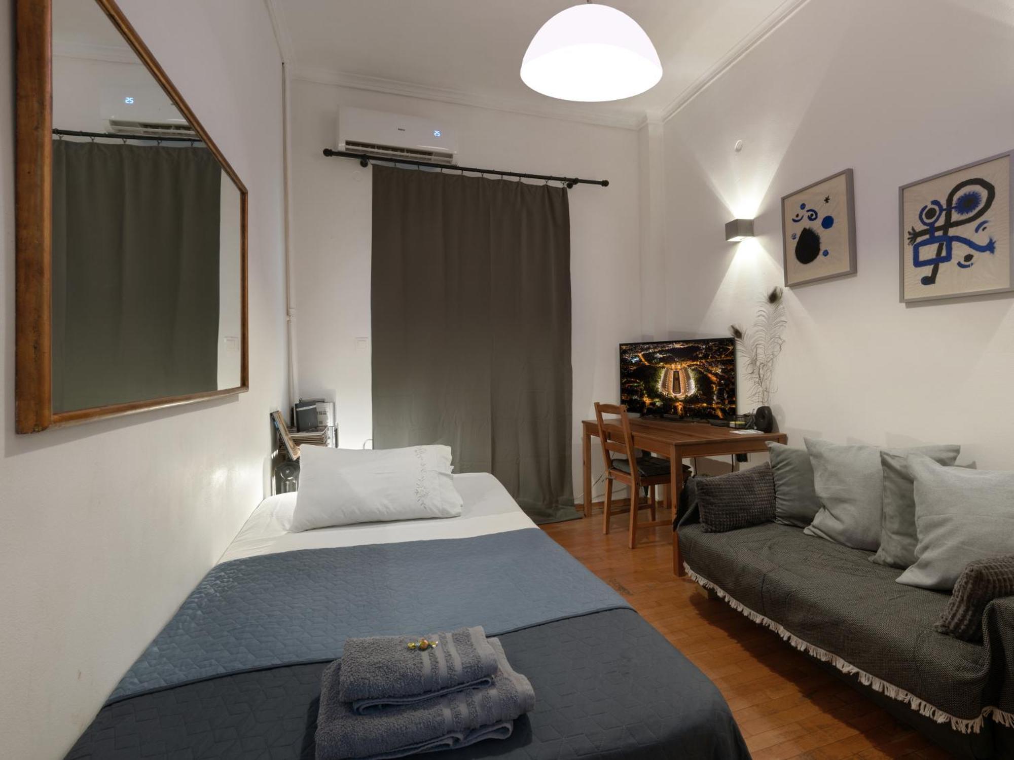 Apartment In Pangrati - Opp Pangrati Grove