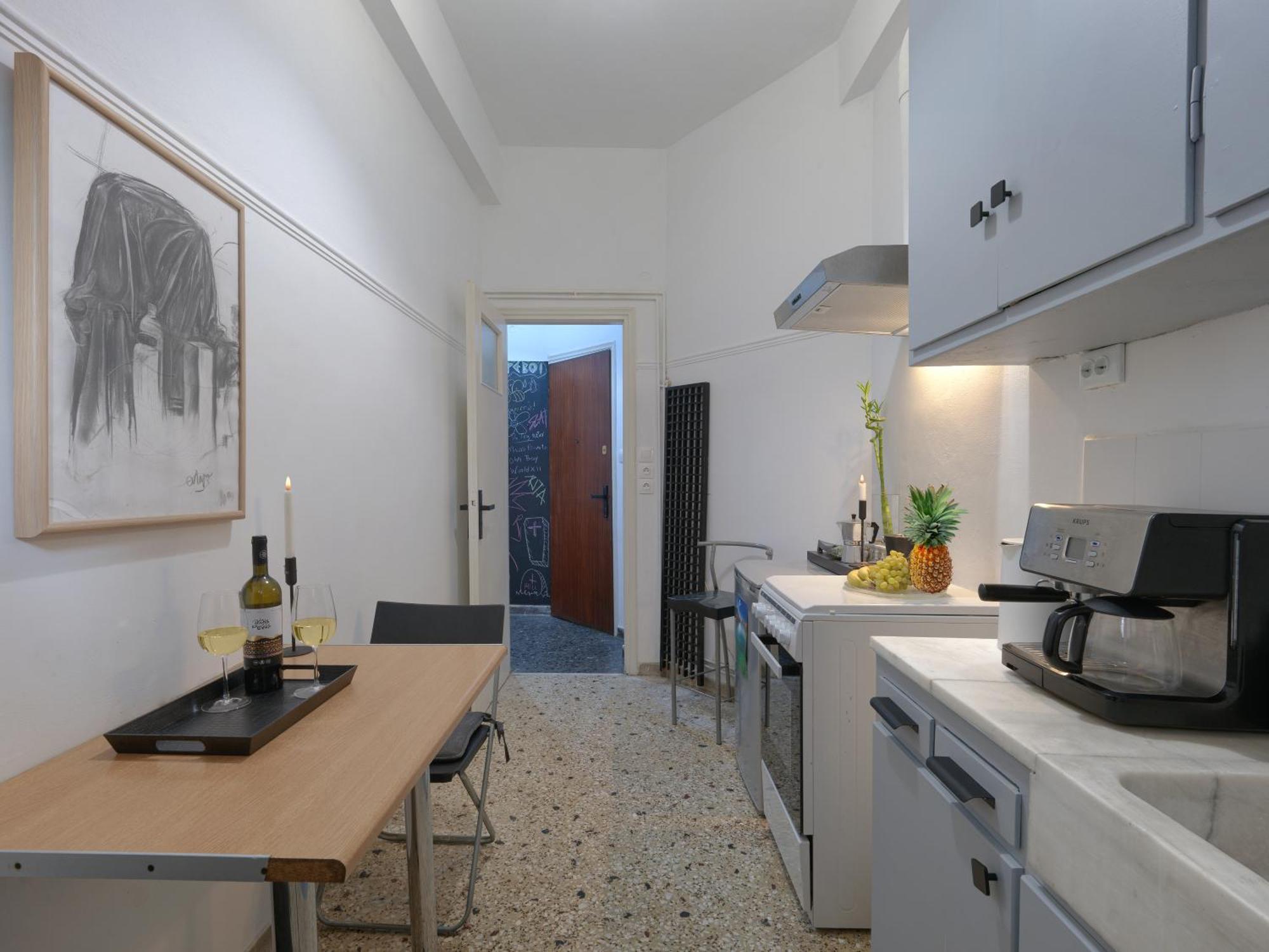 Apartment In Pangrati - Opp Pangrati Grove Athens